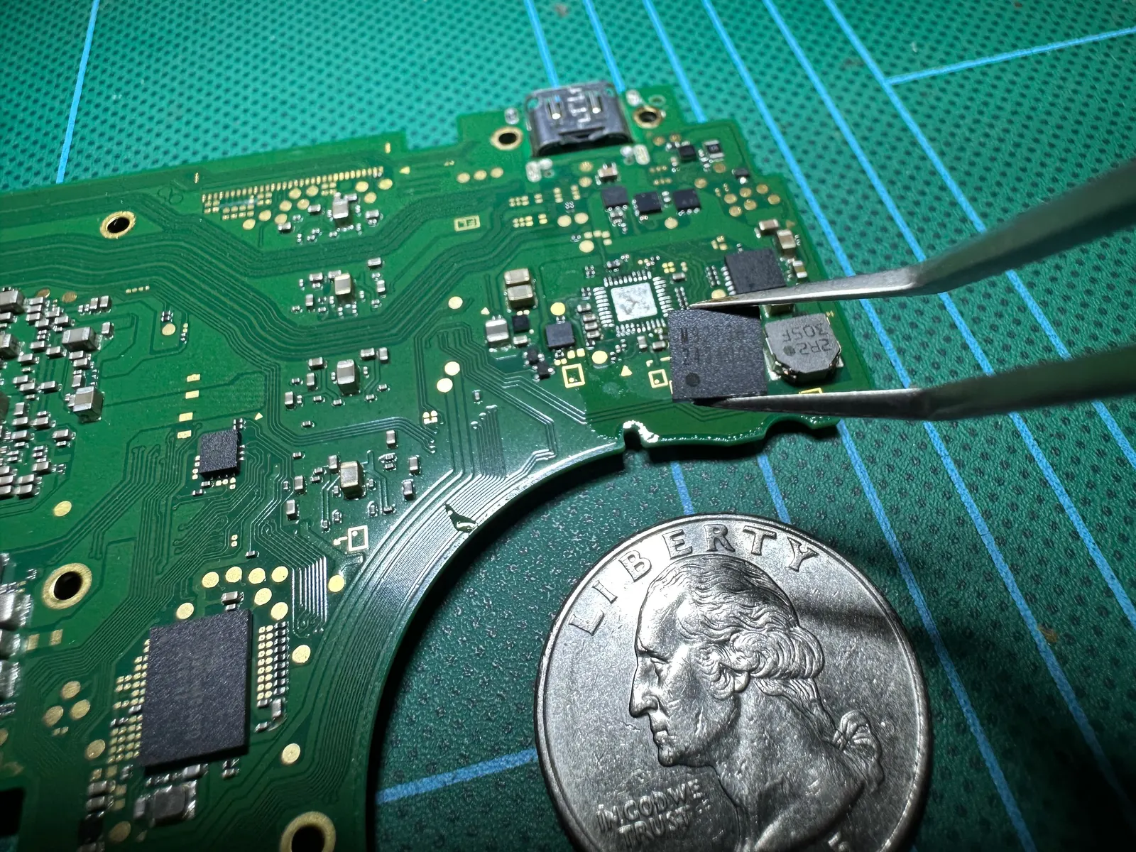 Nintendo Switch with a no-power fault on the repair bench